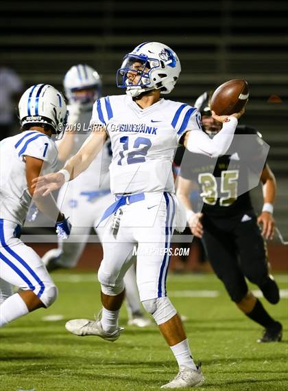 Thumbnail 3 in Burbank vs. Golden Valley photogallery.