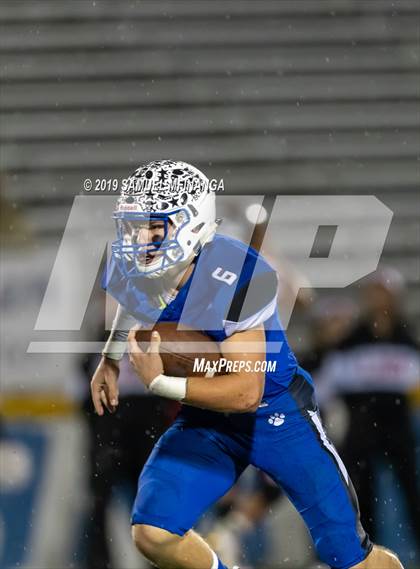 Thumbnail 2 in Lincoln High @ Kearney photogallery.
