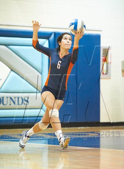Thumbnail 3 in North Cobb vs. Johns Creek (Tri-Match) photogallery.