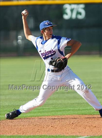 Thumbnail 3 in Nolan Catholic vs. Trinity Christian photogallery.