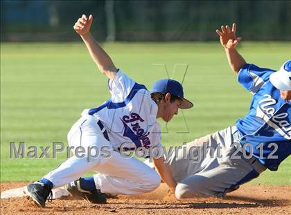 Thumbnail 2 in Nolan Catholic vs. Trinity Christian photogallery.