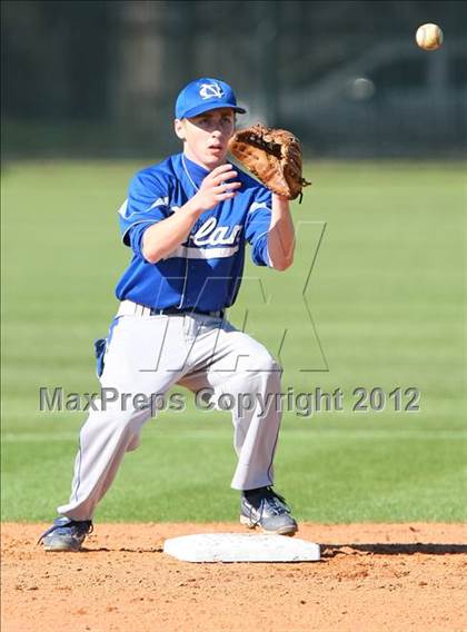 Thumbnail 3 in Nolan Catholic vs. Trinity Christian photogallery.