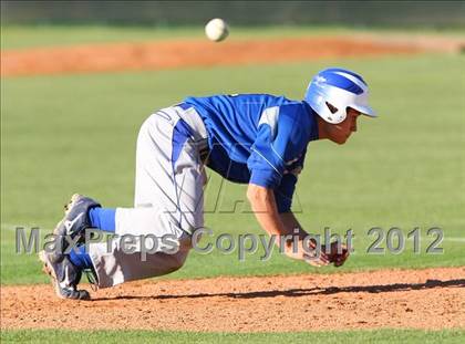 Thumbnail 3 in Nolan Catholic vs. Trinity Christian photogallery.