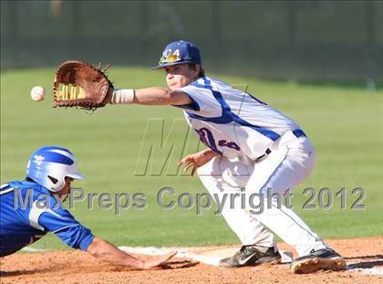 Thumbnail 1 in Nolan Catholic vs. Trinity Christian photogallery.