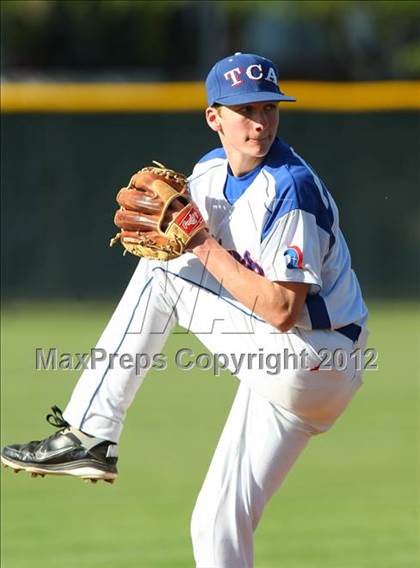 Thumbnail 3 in Nolan Catholic vs. Trinity Christian photogallery.
