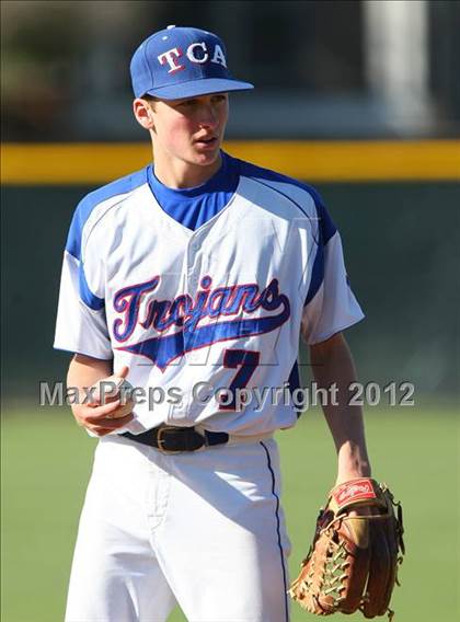 Thumbnail 2 in Nolan Catholic vs. Trinity Christian photogallery.