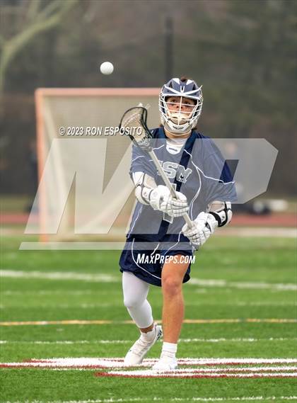 Thumbnail 3 in Eastport-South Manor vs Southampton photogallery.