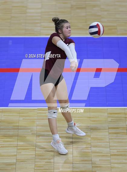 Thumbnail 1 in Swink vs. Hoehne (CHSAA 1A First Round Elimination Bracket) photogallery.