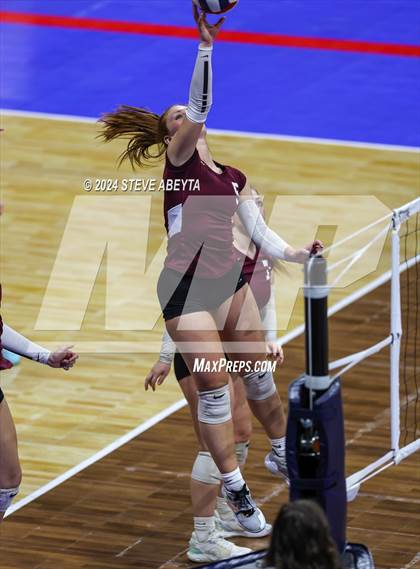 Thumbnail 1 in Swink vs. Hoehne (CHSAA 1A First Round Elimination Bracket) photogallery.