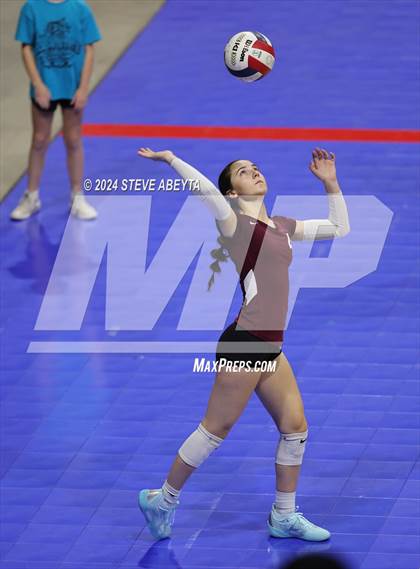 Thumbnail 3 in Swink vs. Hoehne (CHSAA 1A First Round Elimination Bracket) photogallery.
