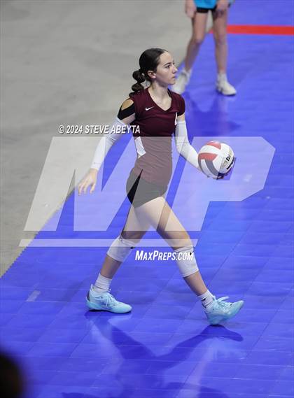 Thumbnail 1 in Swink vs. Hoehne (CHSAA 1A First Round Elimination Bracket) photogallery.