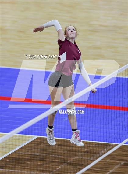Thumbnail 2 in Swink vs. Hoehne (CHSAA 1A First Round Elimination Bracket) photogallery.