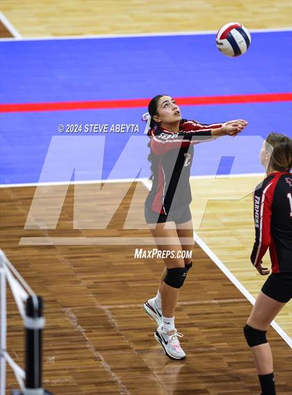 Thumbnail 2 in Swink vs. Hoehne (CHSAA 1A First Round Elimination Bracket) photogallery.