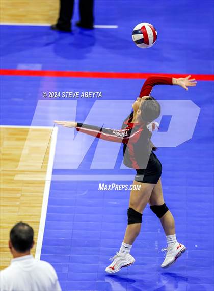Thumbnail 1 in Swink vs. Hoehne (CHSAA 1A First Round Elimination Bracket) photogallery.