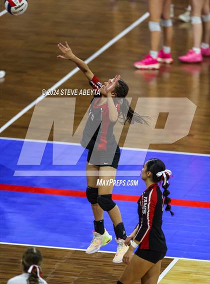 Thumbnail 3 in Swink vs. Hoehne (CHSAA 1A First Round Elimination Bracket) photogallery.