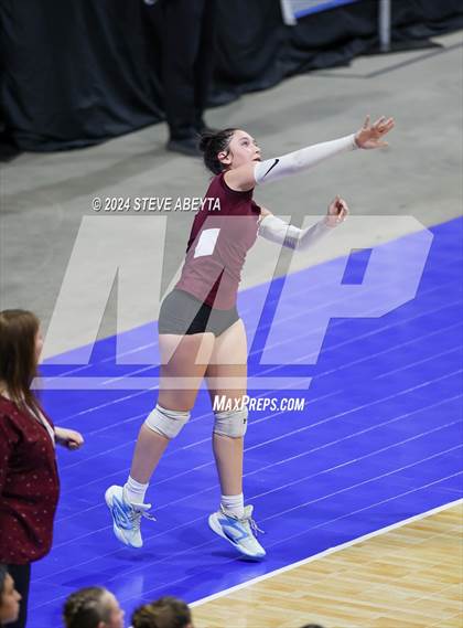 Thumbnail 1 in Swink vs. Hoehne (CHSAA 1A First Round Elimination Bracket) photogallery.