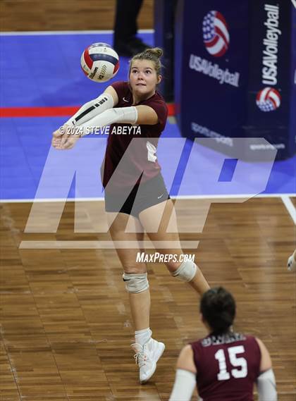 Thumbnail 2 in Swink vs. Hoehne (CHSAA 1A First Round Elimination Bracket) photogallery.