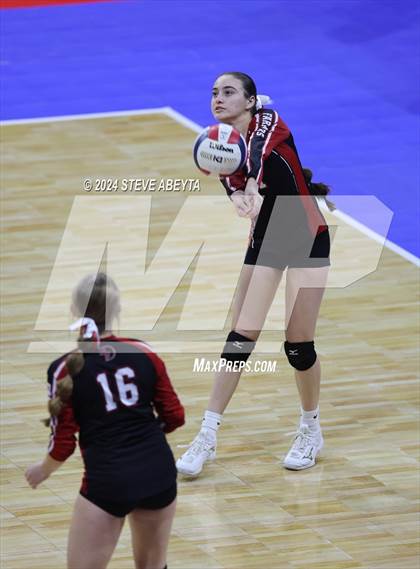 Thumbnail 3 in Swink vs. Hoehne (CHSAA 1A First Round Elimination Bracket) photogallery.