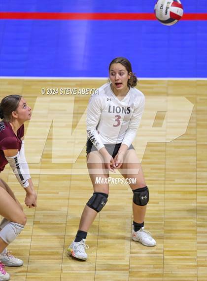 Thumbnail 3 in Swink vs. Hoehne (CHSAA 1A First Round Elimination Bracket) photogallery.