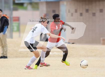 Thumbnail 2 in Central vs. Queen Creek (Chandler Prep Invitational) photogallery.