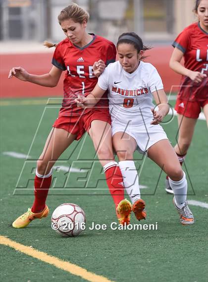 Thumbnail 1 in Lee [Robert E.] vs Madison (Comalander Stadium) photogallery.