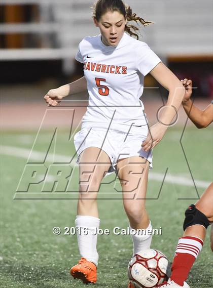 Thumbnail 2 in Lee [Robert E.] vs Madison (Comalander Stadium) photogallery.