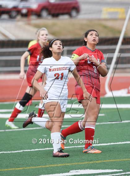 Thumbnail 3 in Lee [Robert E.] vs Madison (Comalander Stadium) photogallery.