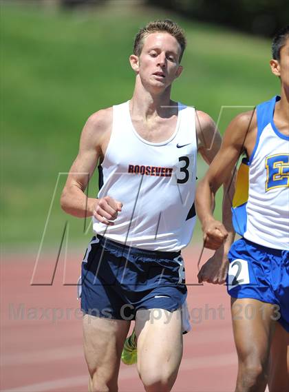 Thumbnail 1 in CIF SS Track and Field Finals (Boys 1600m) photogallery.