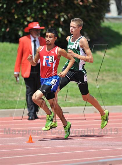 Thumbnail 2 in CIF SS Track and Field Finals (Boys 1600m) photogallery.