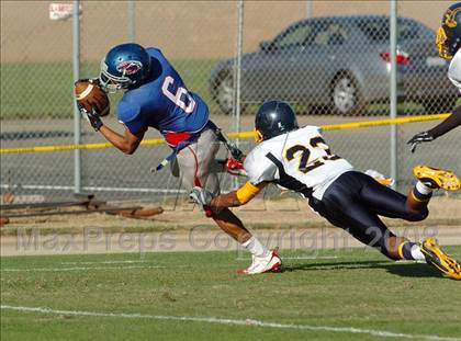 Thumbnail 2 in Stallworth @ Christian Brothers photogallery.