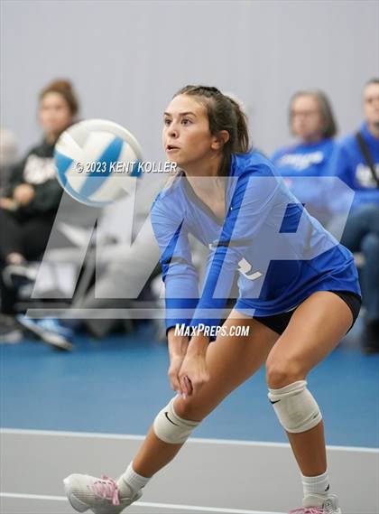 Thumbnail 2 in Grand Haven vs. Lakeland (Beast of the East) photogallery.