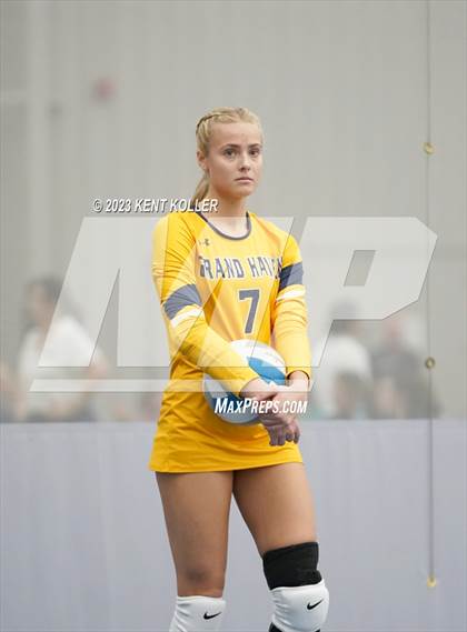 Thumbnail 1 in Grand Haven vs. Lakeland (Beast of the East) photogallery.