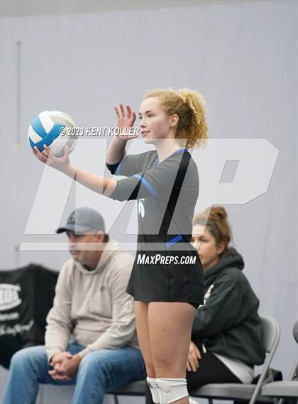 Thumbnail 3 in Grand Haven vs. Lakeland (Beast of the East) photogallery.