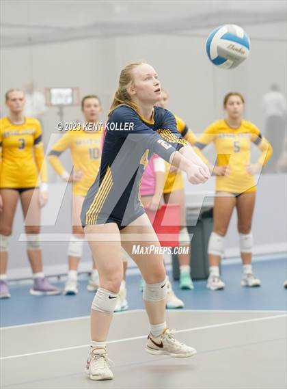 Thumbnail 2 in Grand Haven vs. Lakeland (Beast of the East) photogallery.