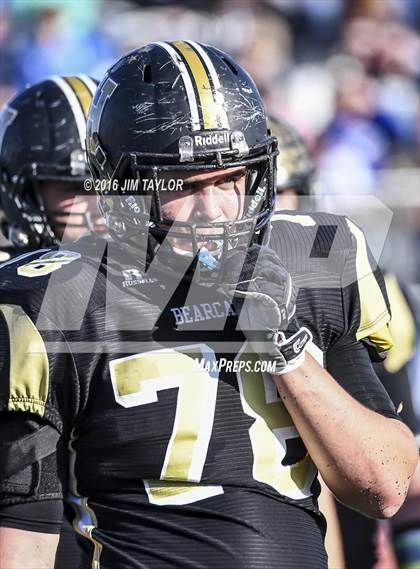 Thumbnail 3 in Henrietta vs. Gunter (UIL 3A-2 Region II Playoff) photogallery.