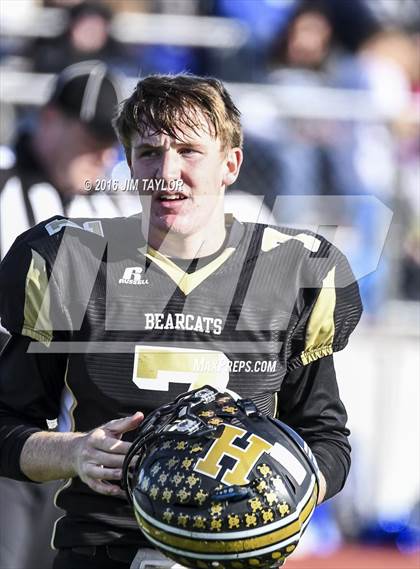 Thumbnail 1 in Henrietta vs. Gunter (UIL 3A-2 Region II Playoff) photogallery.