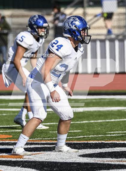 Thumbnail 3 in Henrietta vs. Gunter (UIL 3A-2 Region II Playoff) photogallery.