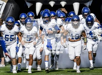 Thumbnail 1 in Henrietta vs. Gunter (UIL 3A-2 Region II Playoff) photogallery.