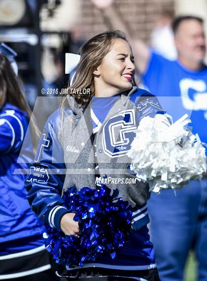 Thumbnail 2 in Henrietta vs. Gunter (UIL 3A-2 Region II Playoff) photogallery.