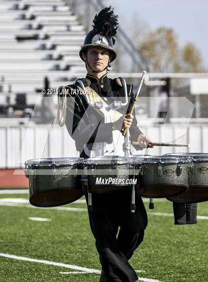 Thumbnail 1 in Henrietta vs. Gunter (UIL 3A-2 Region II Playoff) photogallery.