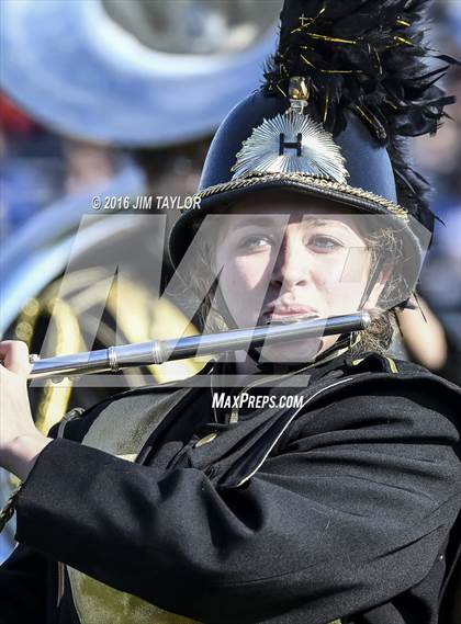 Thumbnail 3 in Henrietta vs. Gunter (UIL 3A-2 Region II Playoff) photogallery.