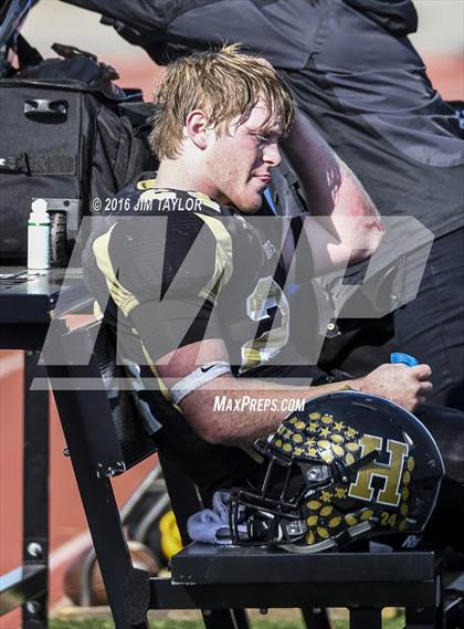 Thumbnail 2 in Henrietta vs. Gunter (UIL 3A-2 Region II Playoff) photogallery.