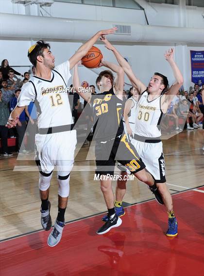 Thumbnail 1 in Yeshiva University of Los Angeles vs. Salanter Akiba Riverdale Academy (Steve Glouberman Tournament) photogallery.