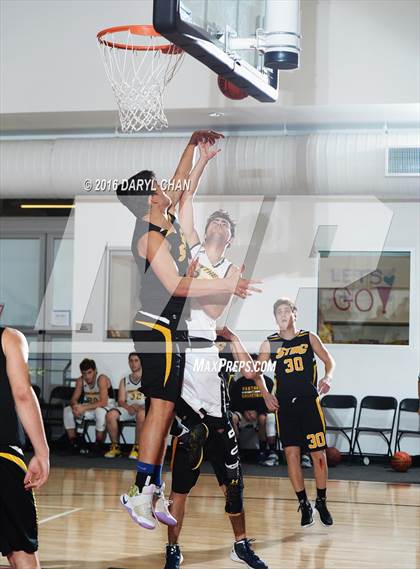 Thumbnail 3 in Yeshiva University of Los Angeles vs. Salanter Akiba Riverdale Academy (Steve Glouberman Tournament) photogallery.