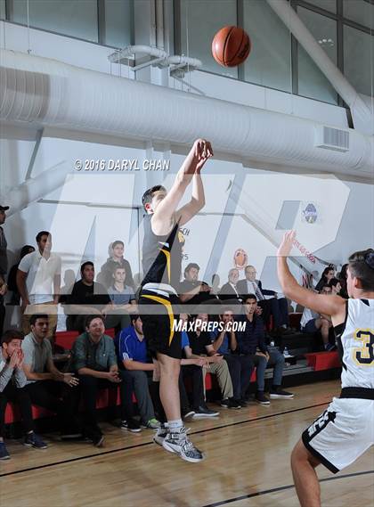 Thumbnail 2 in Yeshiva University of Los Angeles vs. Salanter Akiba Riverdale Academy (Steve Glouberman Tournament) photogallery.