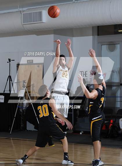 Thumbnail 1 in Yeshiva University of Los Angeles vs. Salanter Akiba Riverdale Academy (Steve Glouberman Tournament) photogallery.