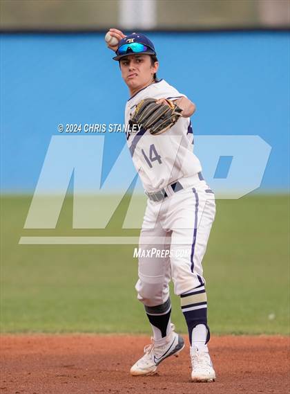 Thumbnail 2 in Lemont vs. Show Low (Wolves Classic) photogallery.