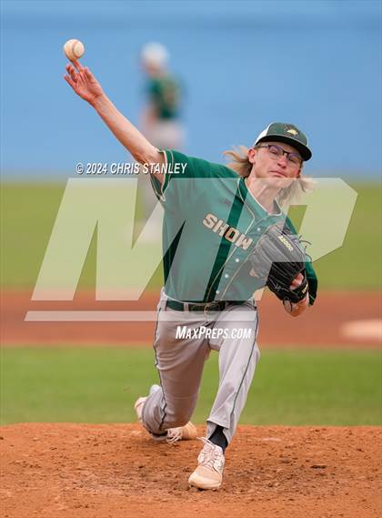 Thumbnail 1 in Lemont vs. Show Low (Wolves Classic) photogallery.