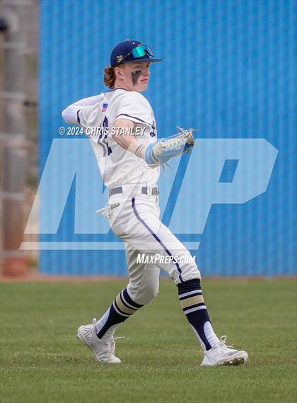 Thumbnail 1 in Lemont vs. Show Low (Wolves Classic) photogallery.
