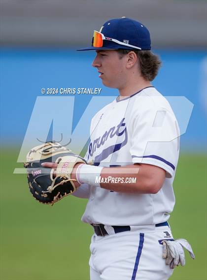Thumbnail 1 in Lemont vs. Show Low (Wolves Classic) photogallery.